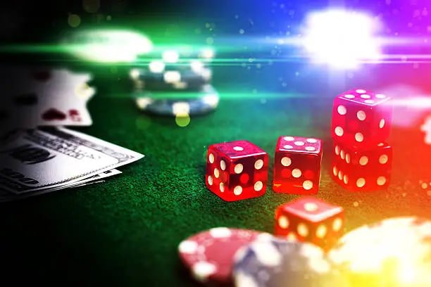 Tampilan pasar taruhan League of Legends dengan statistik tim dan odds real-time di play77bet